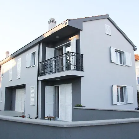 Antea Apartment *
