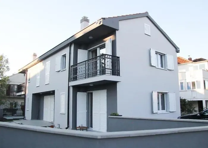 Antea 比奥格勒·纳·莫鲁